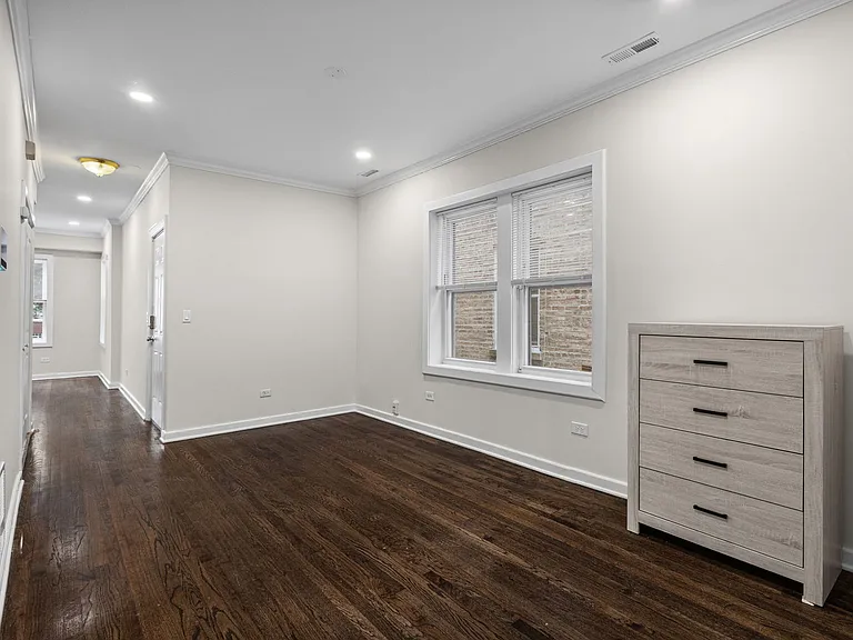 1742 N Mayfield Ave #1 — Photo 17