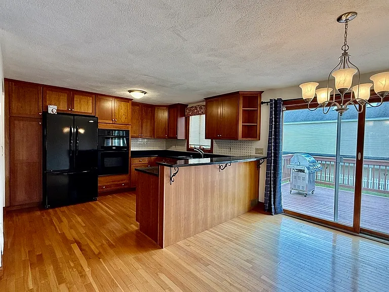 10 Sheridan St #TOP — Photo 6