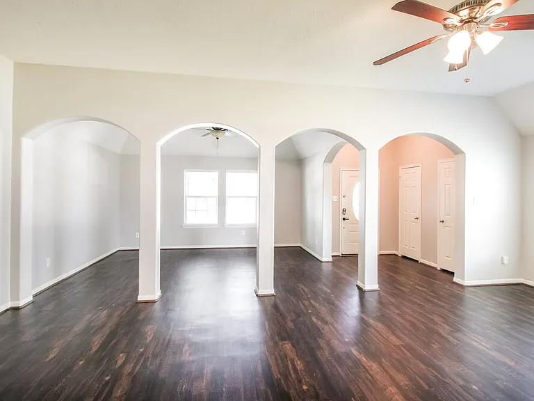 3705 Burwood Ct — Photo 8