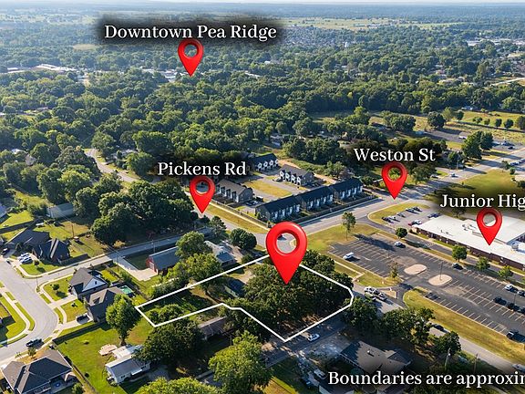 3rd image of 612 W Pickens Rd