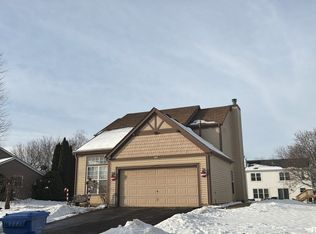 280 E Harvard Cir, South Elgin, IL 60177