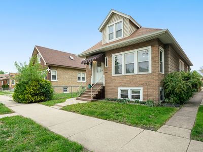 2605 N Oak Park Ave, Chicago, IL, 60707