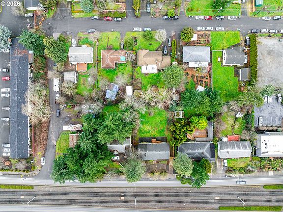 2nd image of E Burnside St