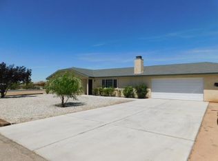 11193 Saratoga Rd, Apple Valley, CA 92308