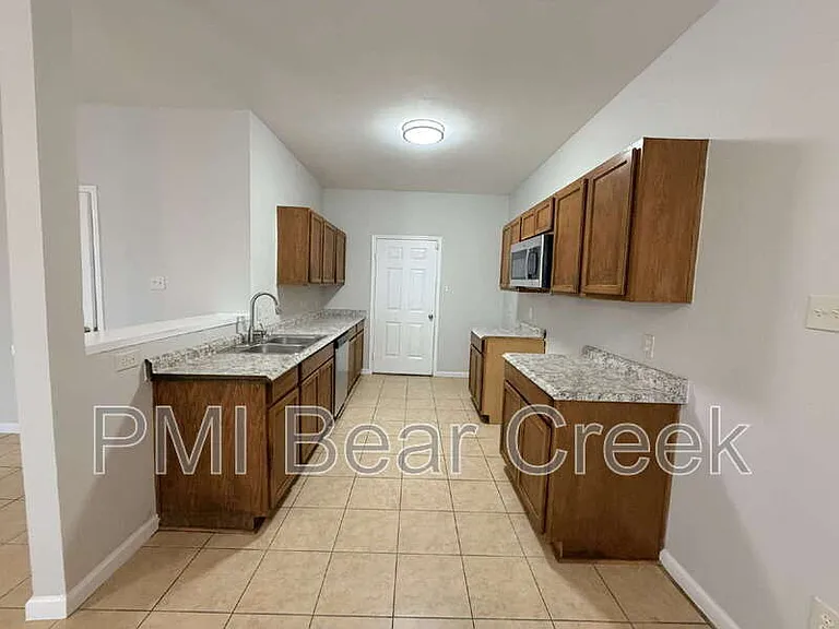 6407 Waldron Dr #B — Photo 6