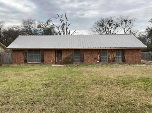 429 Davis St, Fairfield, TX 75840