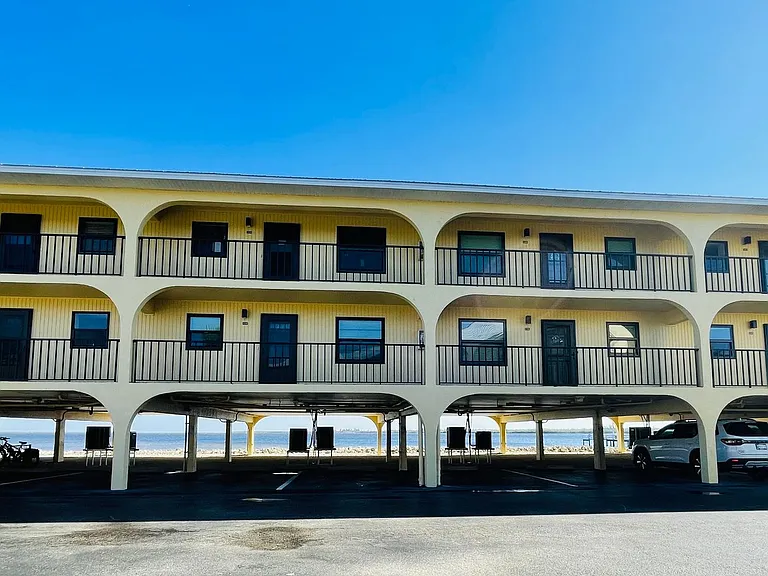 14459 River Beach Dr #C-122 — Photo 2