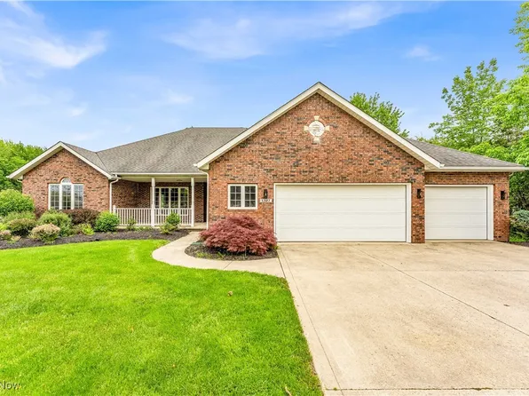 5327 Jaycox Rd, North Ridgeville, OH 44039