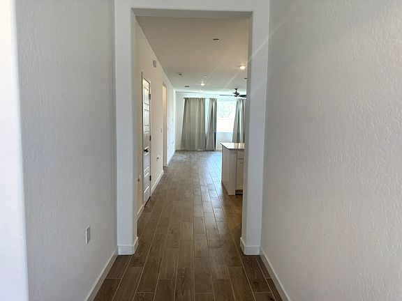 2nd image of 1083 S Traverse Dr