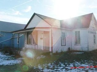 128 W 3rd Ave, Garnett, KS 66032