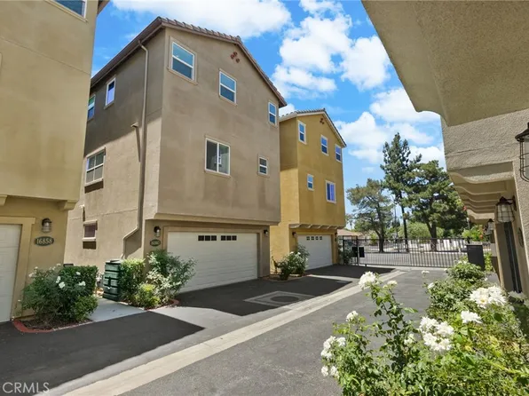 16860 Balboa Ln, Lake Balboa, CA 91406