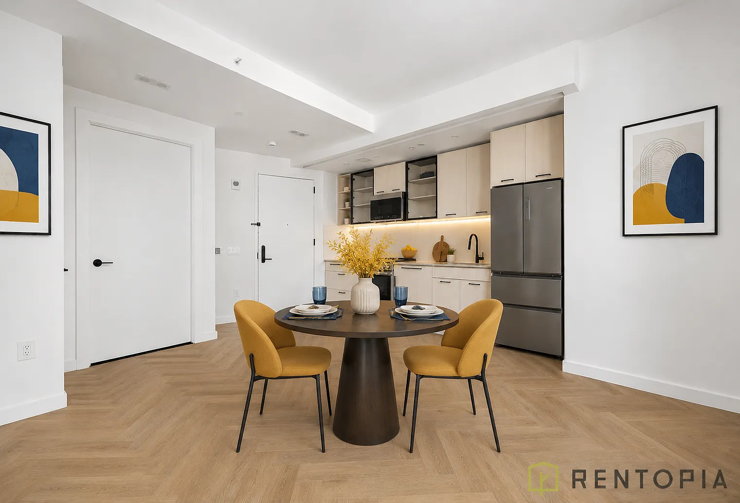 106 Fleet Place — Photo 3