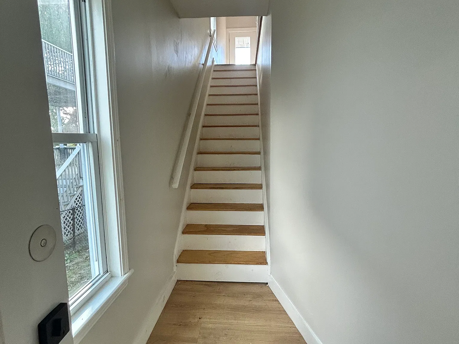 4 bed, 2100 sqft, $4,000 — Photo 3