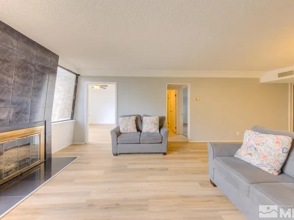 47 Vista Rafael Pkwy, Reno, NV 89503