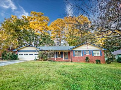 2142 Colonial Oak Way, Stone Mountain, GA, 30087