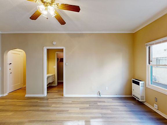 4th image of 812 Orange Grove Ave APT 5