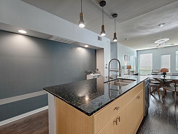 5th image of 4107 Bowser Ave APT 203
