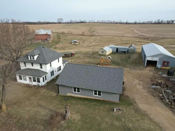 6460 Dutch Hollow Road, Potosi, WI 53820