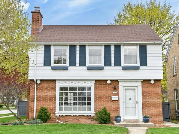 2478 North 85th STREET, Wauwatosa, WI 53226