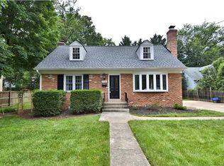 7106 Brookville Rd, Chevy Chase, MD 20815