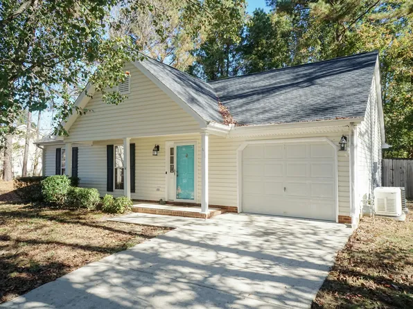 6 Stillhouse Pl, Durham, NC 27704