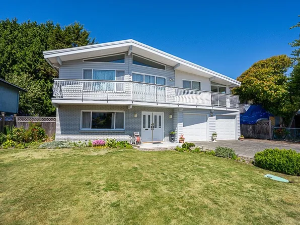 8571 Greenfield Dr, Richmond, BC V7A 4M2