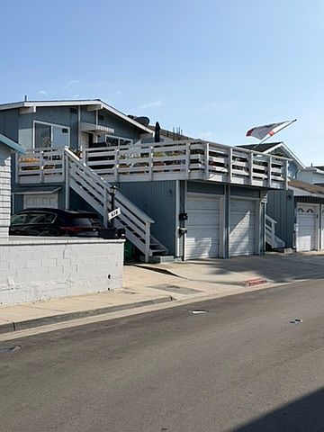 1st image of 618 Clubhouse Ave