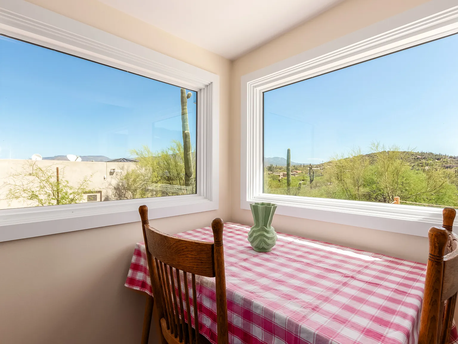 1 bed, 876 sqft, $2,800 — Photo 4