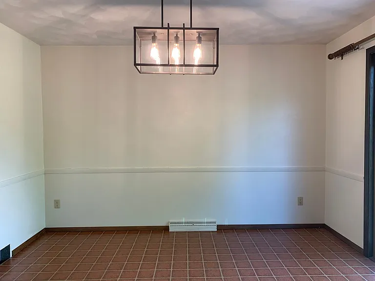 920 E Northwood Dr — Photo 4