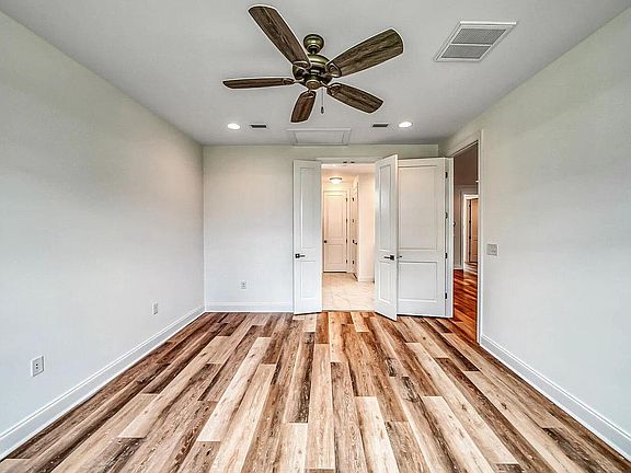 5th image of 22 Roundwood Dr Lot 294