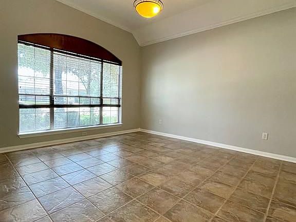 4th image of 9826 Parsonsfield Ln