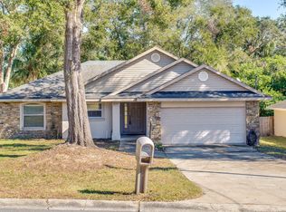 683 Jefferis Ct, Eustis, FL 32726