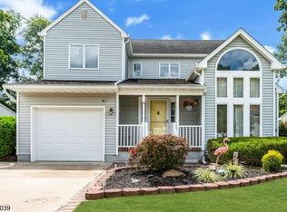7 Hoagland Ct, Bridgewater Twp., NJ 08807