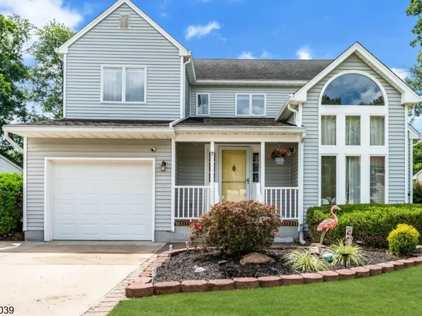 7 Hoagland Ct, Bridgewater Twp., NJ 08807