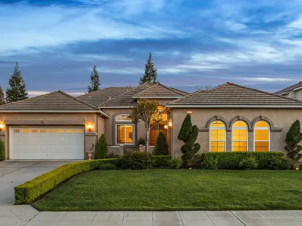 2827 E Omaha Ave, Fresno, CA 93720