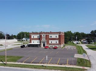 1001 E 9th St, Trenton, MO 64683