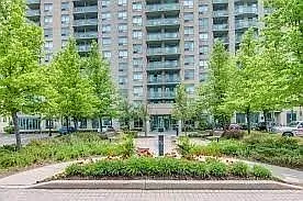 39 Oneida Cres #LPH17 Photo 1