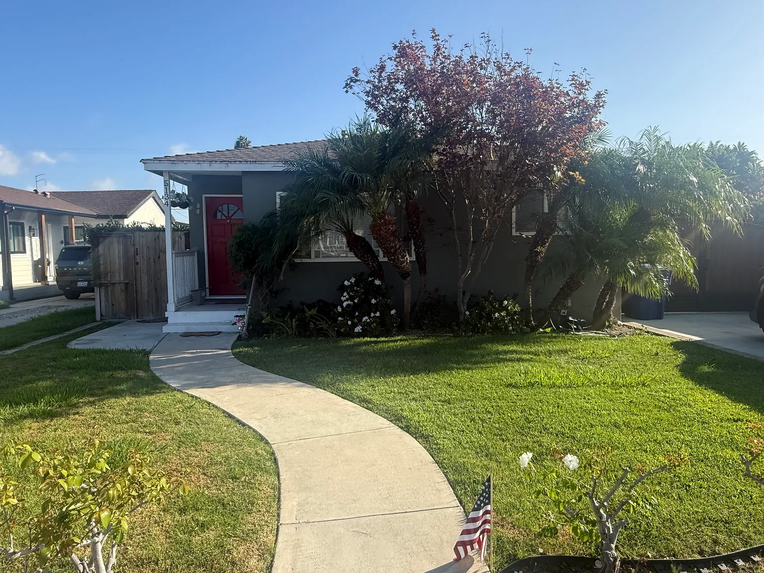 2 bed, 930 sqft, $4,200 — Photo 1