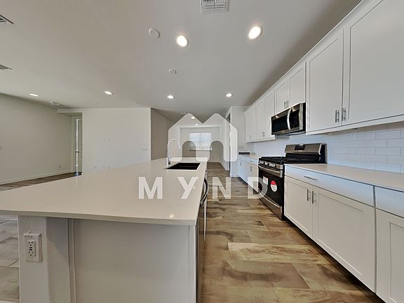 5th image of 9421 W Heatherbrae Dr