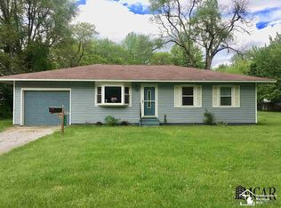 4298 W Smith Rd, Lambertville, MI 48144