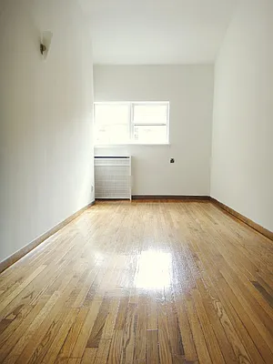 Rented by Balass Ralph, LREB | media 13