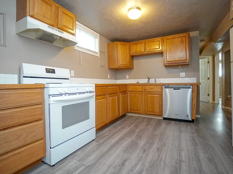 2210 S Owyhee St — Photo 11