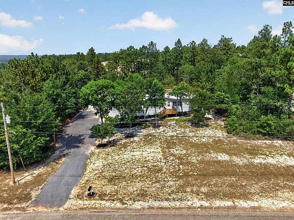 5th image of 148 Lantern Hill Cir