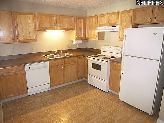 5th image of 9981 Beverly Ln