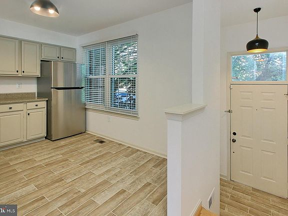 3rd image of 2101 Dominion Heights Ct