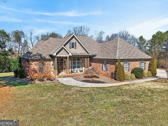 3rd image of 436 Thunder Rd