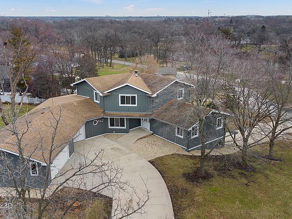 2nd image of 504 S Brookshore Dr