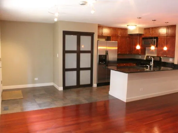 2405 S Western Ave, Chicago, IL 60608