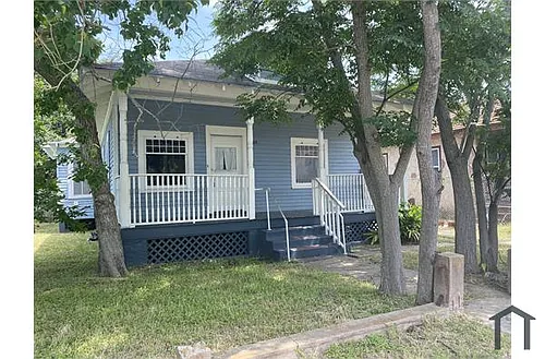3314 Avenue M 1/2 Photo 1