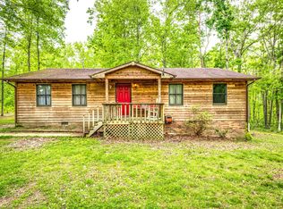 17076 E Meadow Creek Rd, Monterey, TN 38574